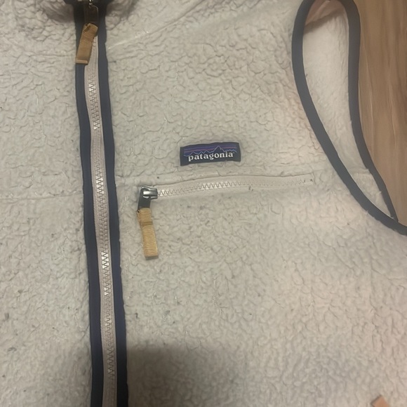 Women Patagonia - Picture 2 of 2